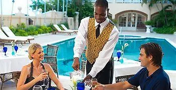 Grand Pineapple Montego Bay Hotel