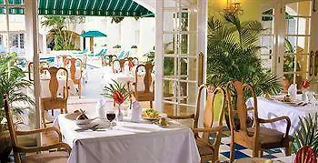 Grand Pineapple Montego Bay Hotel