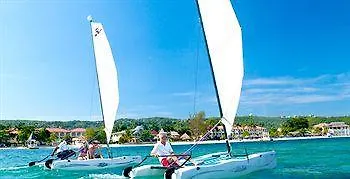 ***  Grand Pineapple Montego Bay Hotel Jamaica
